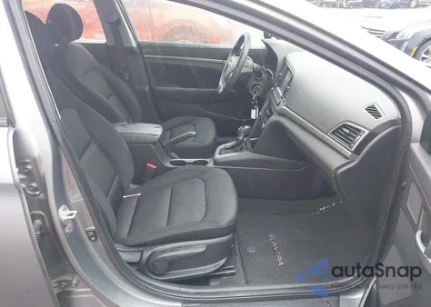 2018 Hyundai Elantra Sel z USA, uszkodzony, nr VIN KMHD84LF5JU560104